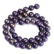 Jade perler. Indigo Mashan Jade med guldflager. 8 mm